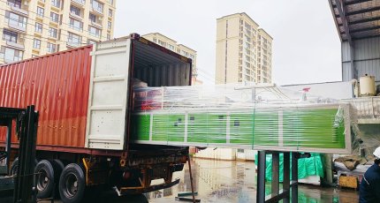 震雄机械发货篇 | 国外客户订购的ABS型材设备发货！